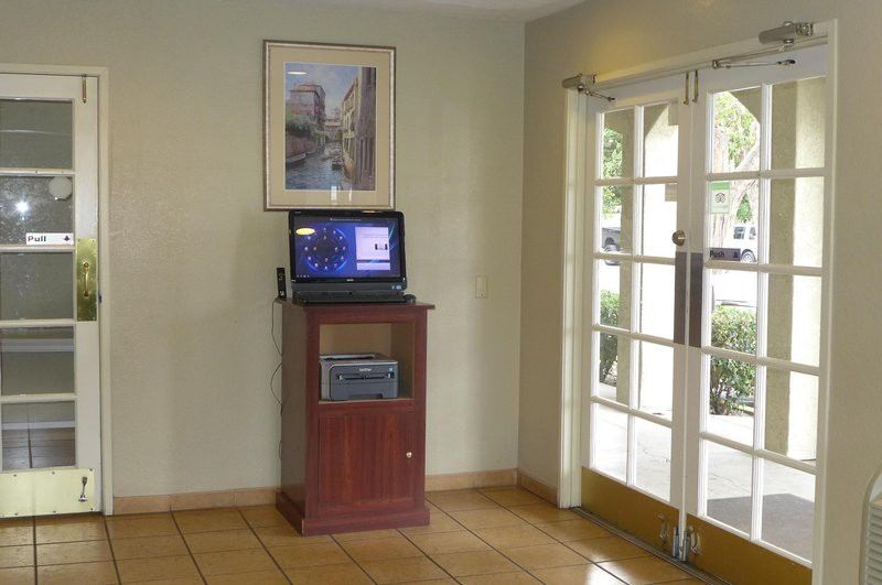 Good Nite Inn Camarillo Exterior photo