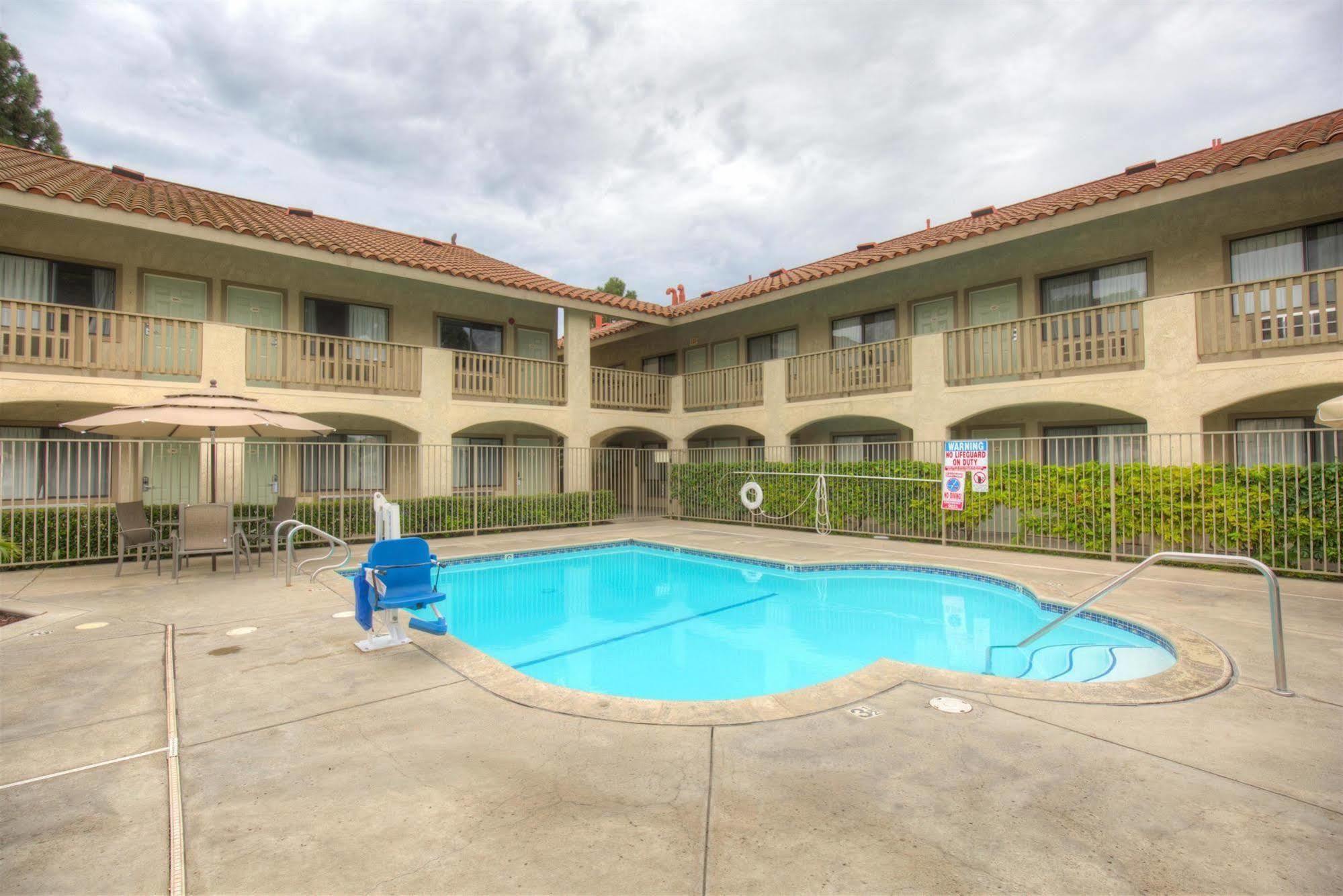 Good Nite Inn Camarillo Exterior photo